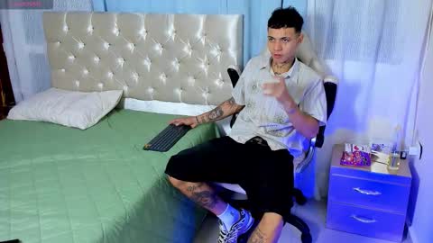 Jhon Mystic online show from September 12, 2:22 am