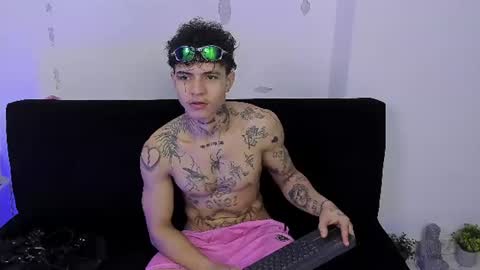 Snapshot of john_mystic chatting on July 1, 12:12 am Jhon Mystic online show from July 1, 12:12 am