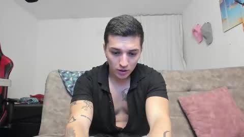 Snapshot of john_s117 chatting on March 30, 11:50 pm JOHN online show from March 30, 11:50 pm