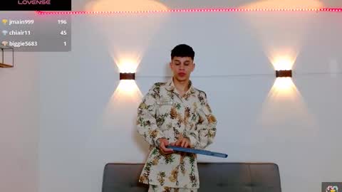 john_ssnow29 online show from November 29, 10:29 am