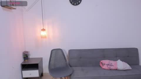 Snapshot of john_ssnow29 chatting on April 7, 1:06 am john_ssnow29 online show from April 7, 1:06 am