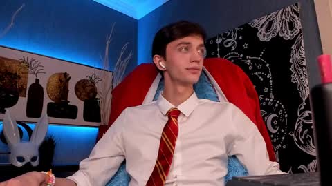 John online show from December 11, 9:01 pm