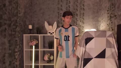 John online show from September 24, 12:30 pm