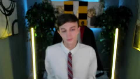 John online show from October 19, 6:14 am