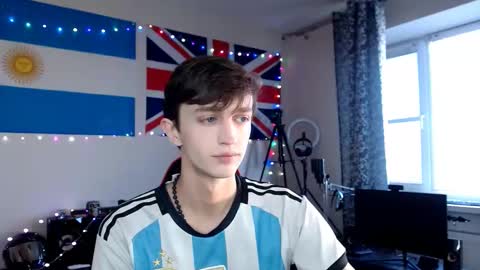 john_winx online show from March 12, 1:06 pm