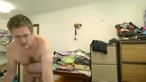 Snapshot of johnathan_stuart33 chatting on February 6, 3:31 pm johnathan_stuart33 online show from February 6, 3:31 pm