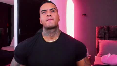 Snapshot of johnbelt_ chatting on February 16, 8:05 pm john belt online show from February 16, 8:05 pm