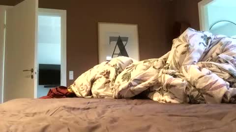 Snapshot of johnbob911 chatting on October 21, 10:49 am JohnBob online show from October 21, 10:49 am