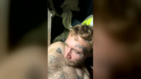 Snapshot of johnbruce23 chatting on May 30, 2:58 pm johnbruce23 online show from May 30, 2:58 pm