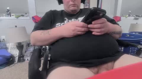 Snapshot of johnfernandez784 chatting on July 1, 1:45 pm johnfernandez784 online show from July 1, 1:45 pm