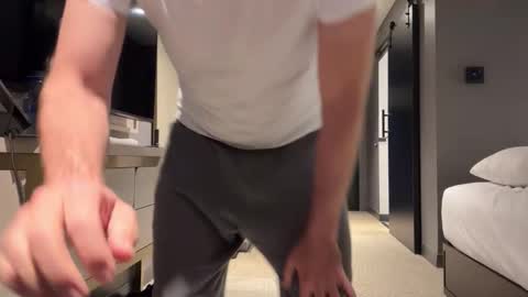 Snapshot of johnfitzzzzz chatting on October 24, 10:55 am J online show from October 24, 10:55 am