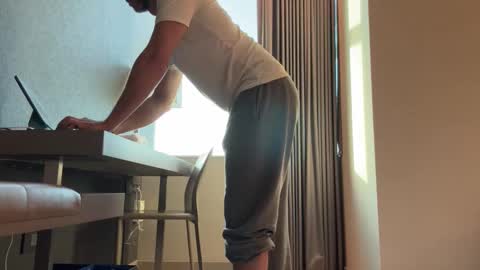 Snapshot of johnfitzzzzz chatting on December 15, 1:04 pm J online show from December 15, 1:04 pm