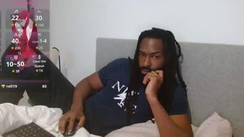 Snapshot of johngabbanaaaa chatting on December 27, 1:43 am John Gabbana online show from December 27, 1:43 am