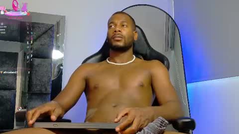 Snapshot of johnjaguar_ chatting on July 2, 2:34 pm johnjaguar online show from July 2, 2:34 pm