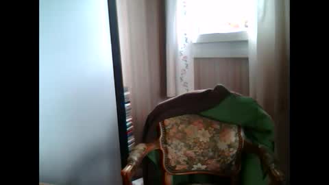 Snapshot of johnjohn6226623 chatting on September 23, 12:30 pm johnjohn6226 online show from September 23, 12:30 pm