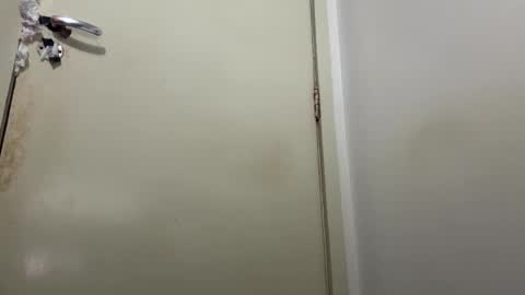 Snapshot of johnjow10 chatting on March 27, 1:00 am JOHN online show from March 27, 1:00 am