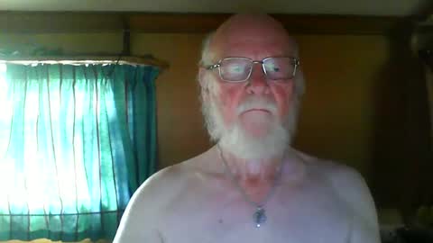 johnjuly1948 online show from June 17, 9:23 am