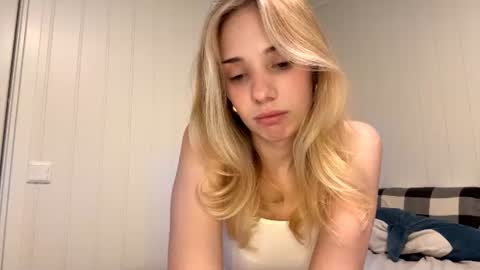 Oly online show from June 17, 8:28 am