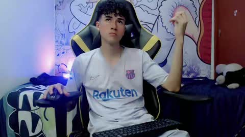 johnny_cagee online show from December 15, 6:18 am