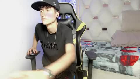 johnny_cagee online show from September 12, 6:57 am