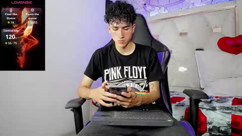 johnny_cagee online show from March 25, 4:07 am