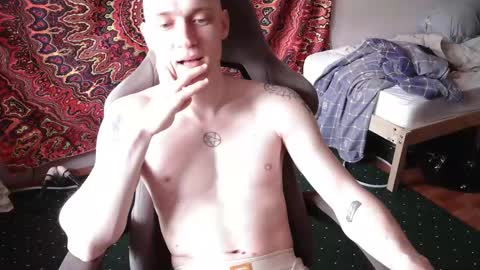 Johnny online show from March 27, 6:19 am