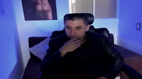 Johnny online show from November 18, 9:30 pm