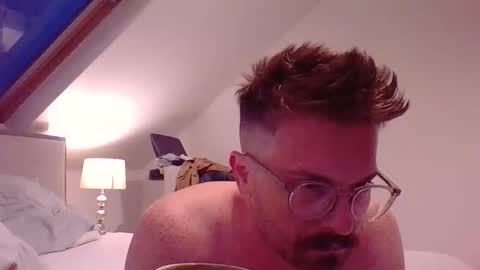 johnny_vibe online show from September 12, 4:34 am
