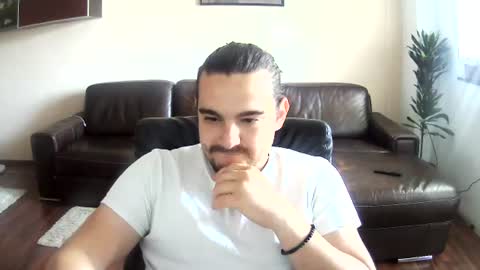 johnnybravovici online show from July 5, 10:22 am