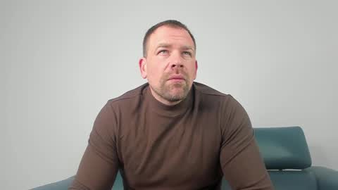 johnnydough82 online show from March 12, 4:51 am