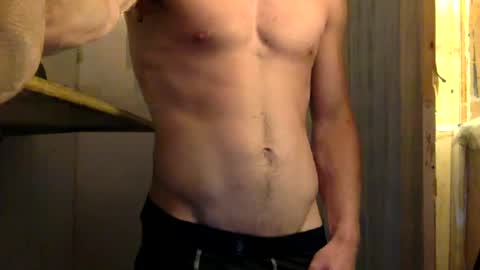 Snapshot of johnnyfraser56 chatting on June 18, 5:51 am johnnyfraser56 online show from June 18, 5:51 am