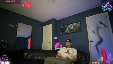 Snapshot of johnnyfromspace chatting on May 23, 12:31 pm Johnny from Space online show from May 23, 12:31 pm