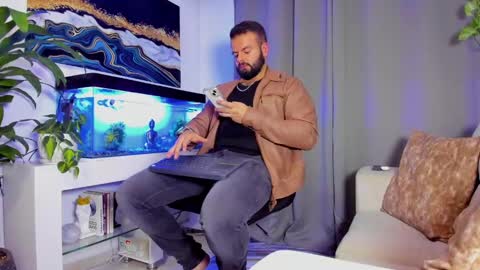 JOHNNY online show from January 29, 11:14 pm