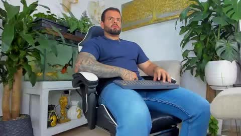 Snapshot of johnnygrayson_ chatting on May 9, 2:06 am JOHNNY online show from May 9, 2:06 am
