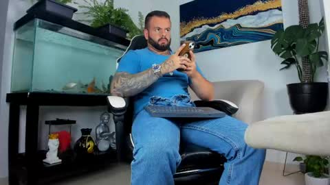 Snapshot of johnnygrayson_ chatting on May 29, 12:30 am JOHNNY online show from May 29, 12:30 am