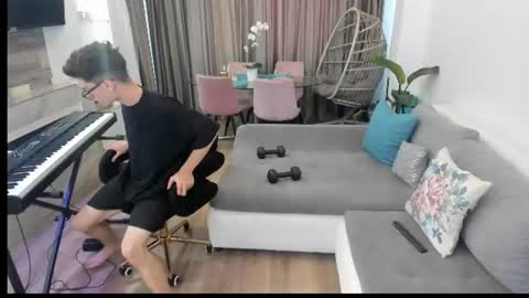Snapshot of johnnyk8 chatting on June 23, 1:31 pm Johnny k. online show from June 23, 1:31 pm