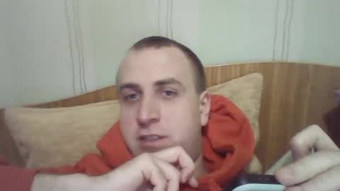 Snapshot of johnoreon chatting on January 3, 6:14 pm johnoreon online show from January 3, 6:14 pm