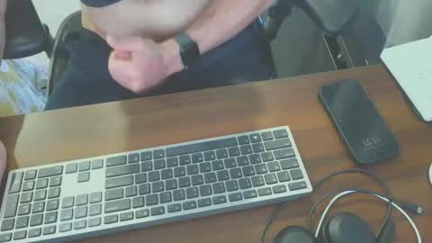 Snapshot of johnprivate494 chatting on September 29, 1:11 am johnprivate494 online show from September 29, 1:11 am