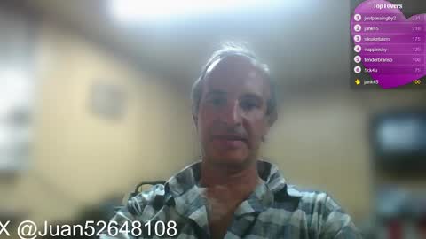 Snapshot of johnq_23 chatting on February 4, 4:39 pm John online show from February 4, 4:39 pm