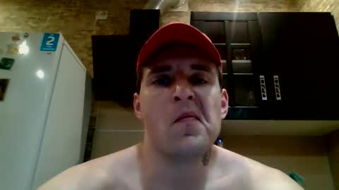 Snapshot of johny_hurdman27 chatting on December 13, 8:25 pm johny27 online show from December 13, 8:25 pm