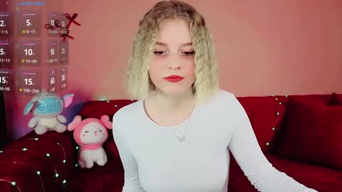 Paula online show from January 7, 9:35 pm