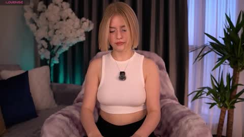 Paula online show from September 29, 3:11 am