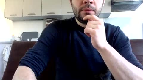 joinmetoparis online show from February 2, 11:19 am