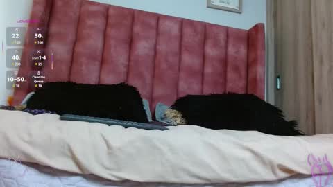 Snapshot of jolie_maria chatting on March 3, 10:10 pm Jolie Mara online show from March 3, 10:10 pm