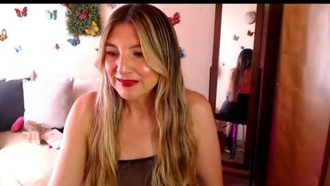 Jolie Mature online show from June 28, 7:31 pm