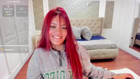 Snapshot of jolie_price chatting on January 24, 2:49 am Jolie price online show from January 24, 2:49 am
