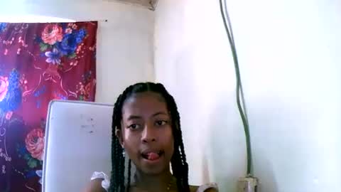 joliekah27 online show from January 19, 6:09 am