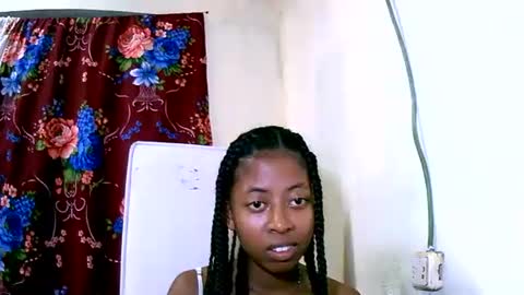 joliekah27 online show from January 19, 8:30 pm