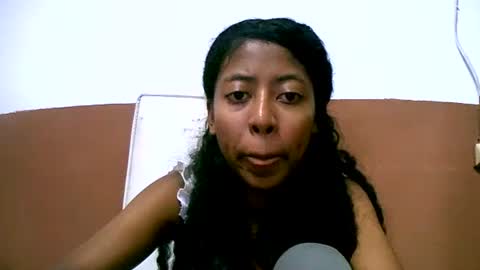joliekah27 online show from February 4, 7:00 pm