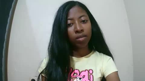 joliekah27 online show from December 19, 12:17 am